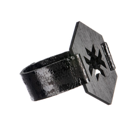 Kitsa rihmaga käevõru "Kaitse", suurus M