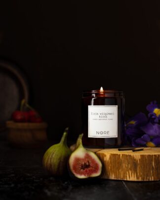 Hibiskuse-kirsi-roosa pipra küünal