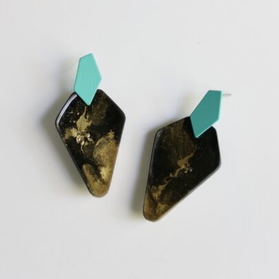 Kõrvarõngad rohelise ja mustaga