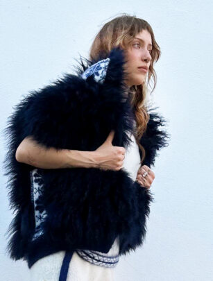 Lambanahast vest kootud detailidega