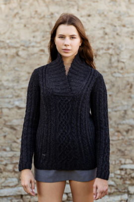 Must kampsun „Kala Mari“ L