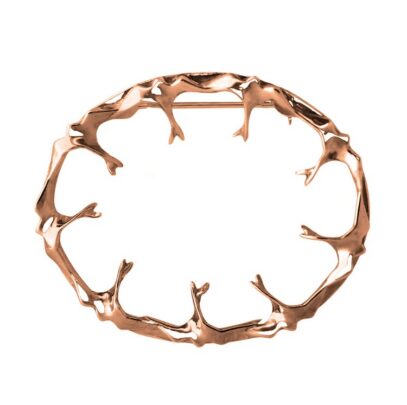 Kullatud pross pääsukestega