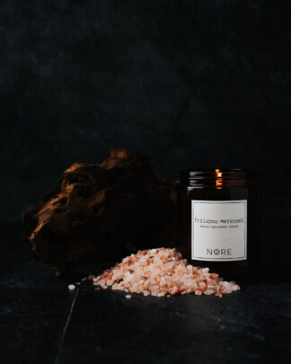 Triivpuu-meresoola küünal