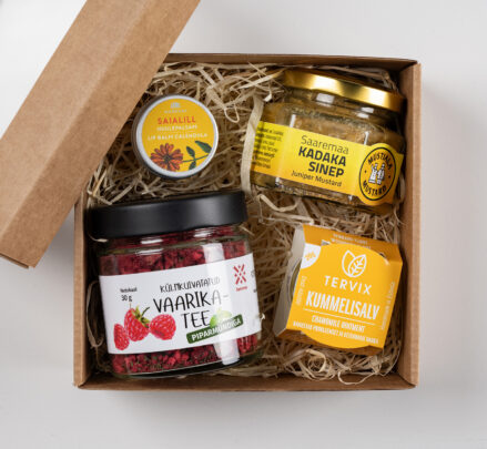 Kadakasinep, kummelisalv, saialille huulepalsam ja vaarikatee