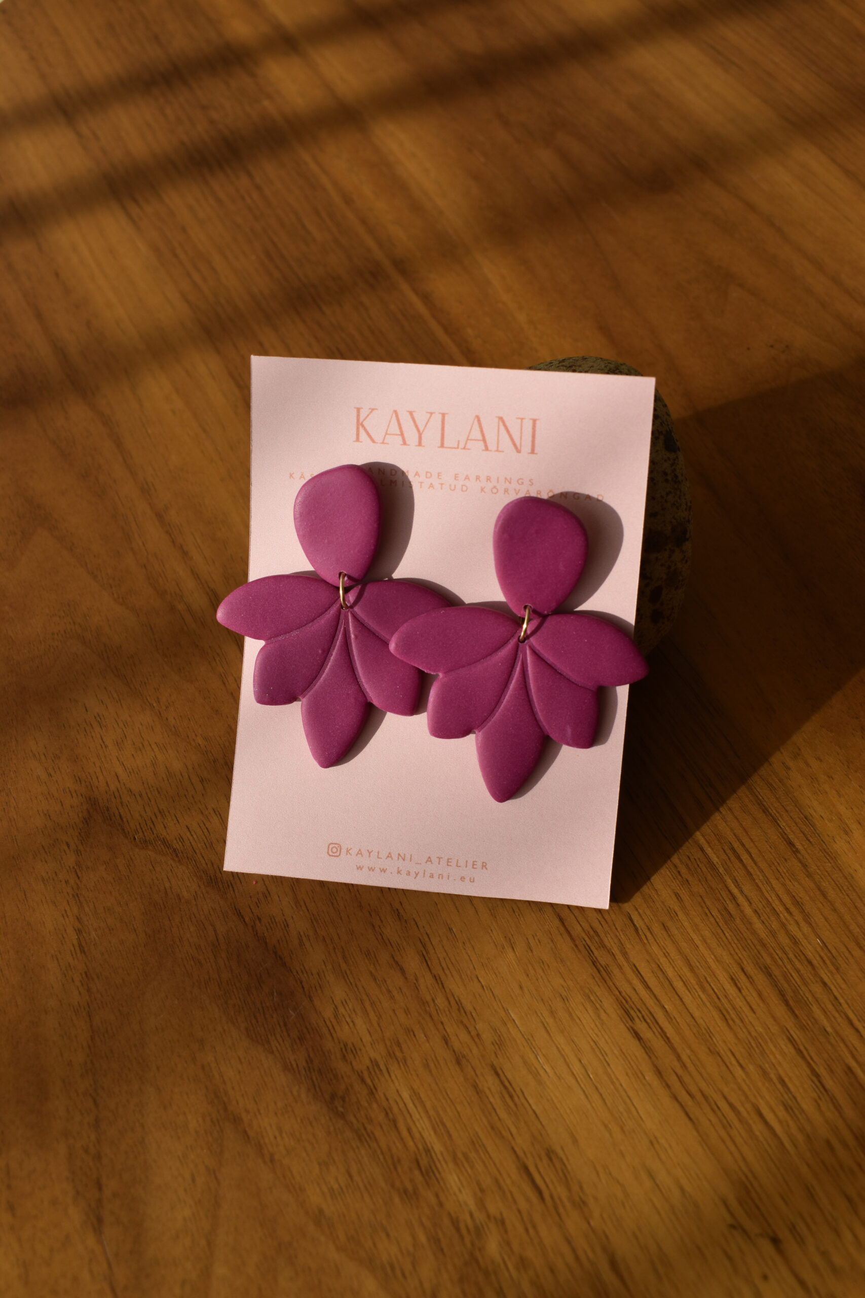 Veinipunased kõrvarõngad "Lily"